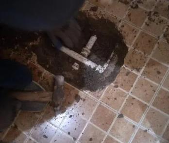 讷河卫生间漏水维修公司为您分享下卫生间渗水如何处理及注意事项